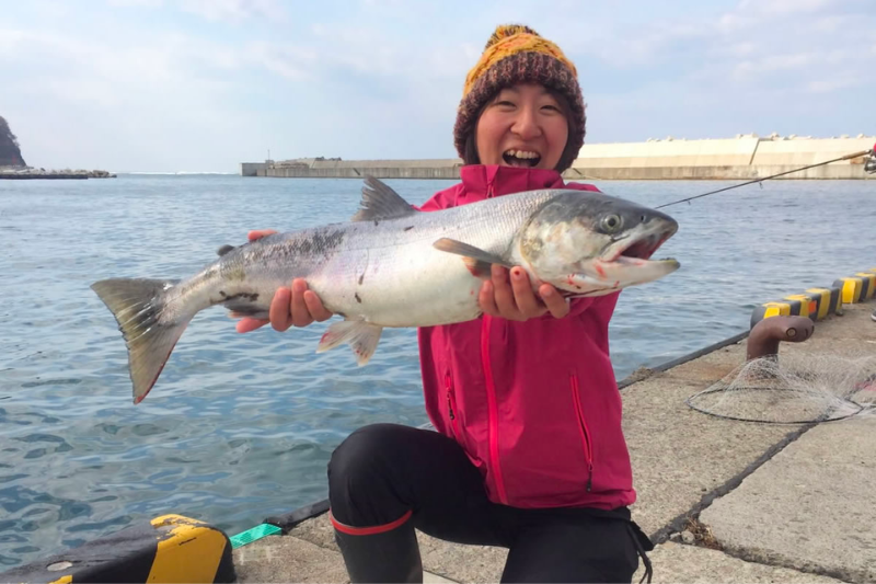 シンラ魚釣りツアー